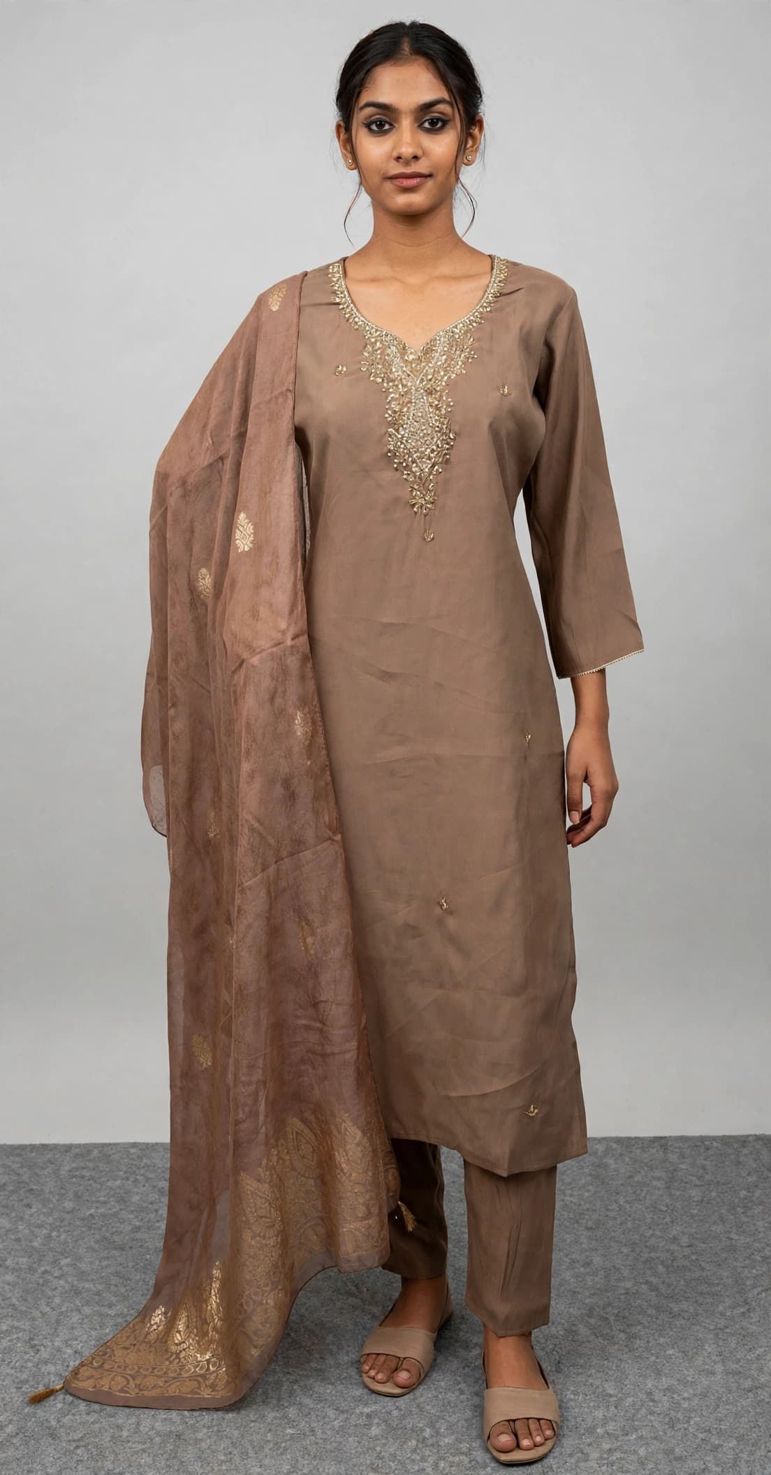 DES-18479 Brown Suit Set — Full Silhouette