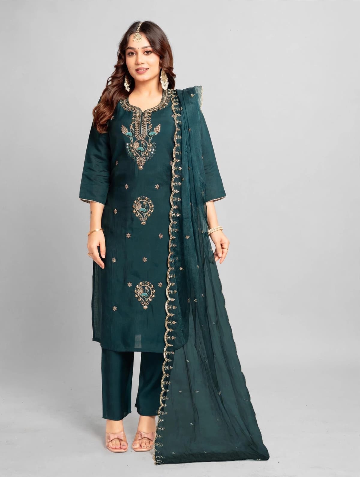 DES-18527 Teal-Green Suit Set — Full Silhouette